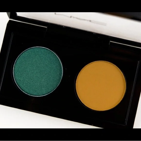Mac Cosmetics Double Feature 4 Eyeshadow Duo - Picture 1 of 2